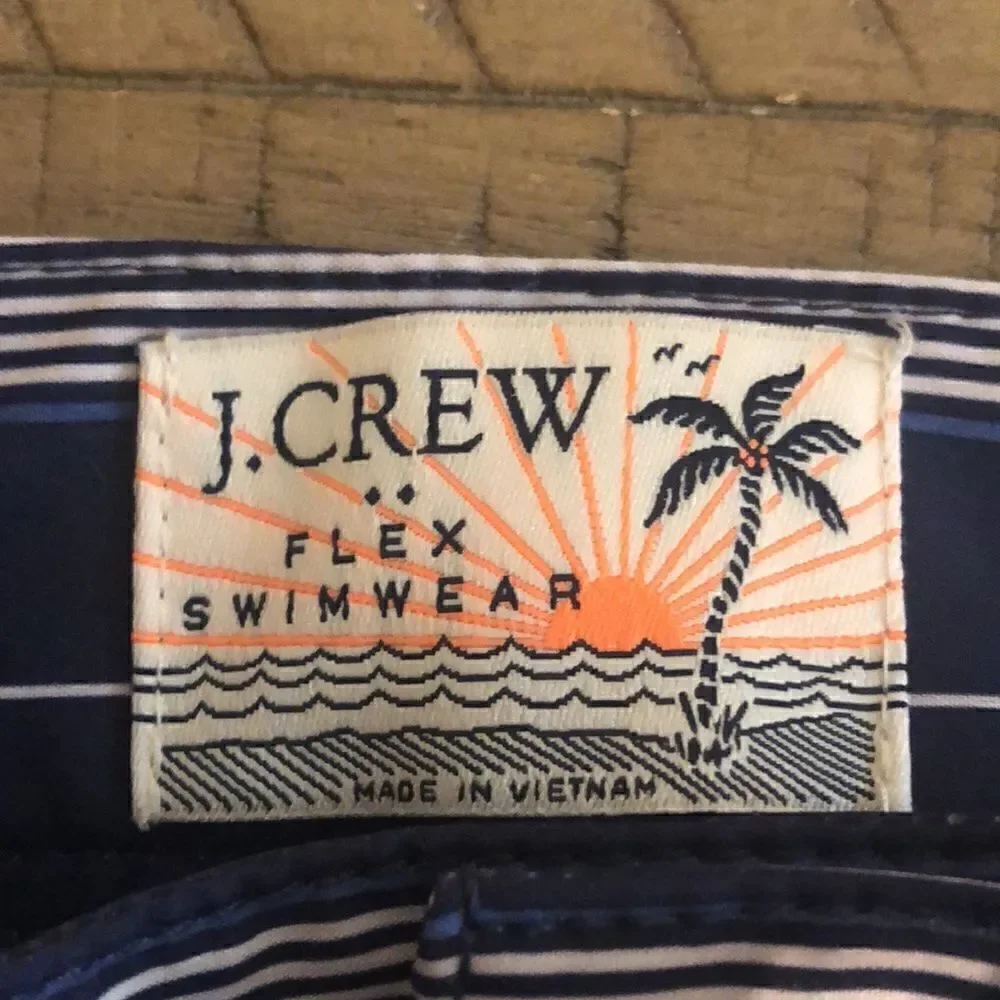 J Crew FlexwearSwimwear Trunks Secure Velcro Hip Pocket. Stretch. Lined.